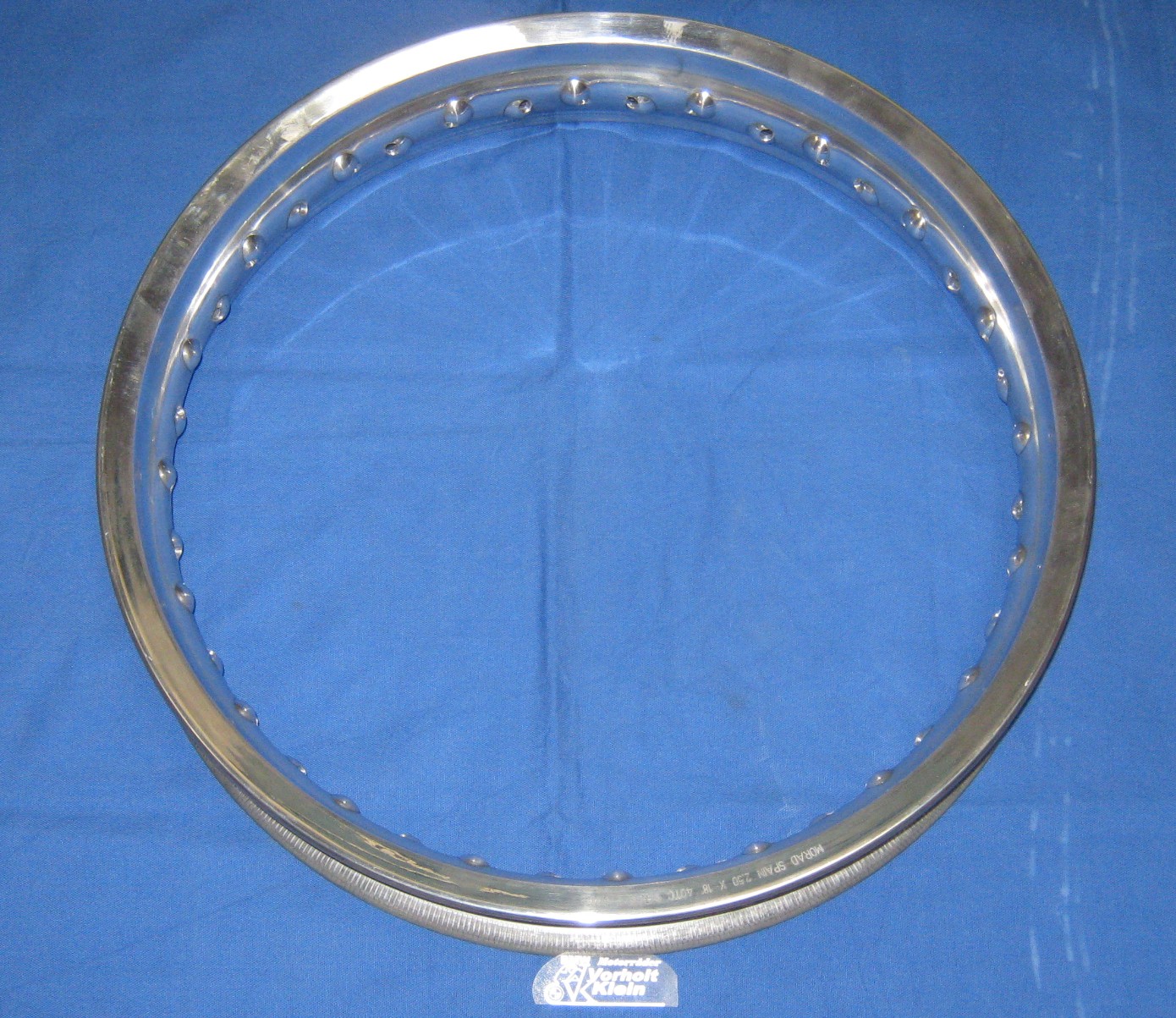 Hinterradfelge 2.15 x 18 Alu